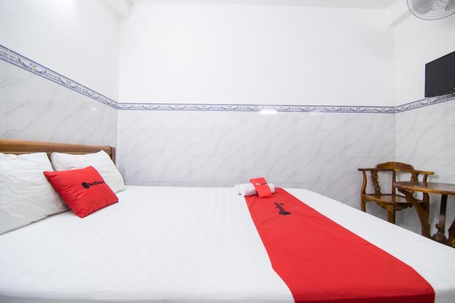 Hotel Reddoorz Hoang Tuan Ho-Chi-Minh-Stadt Exterior foto