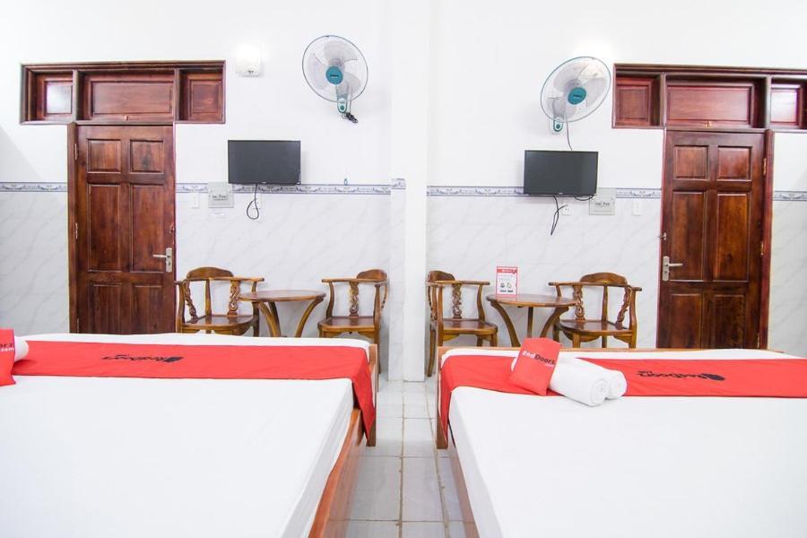 Hotel Reddoorz Hoang Tuan Ho-Chi-Minh-Stadt Exterior foto