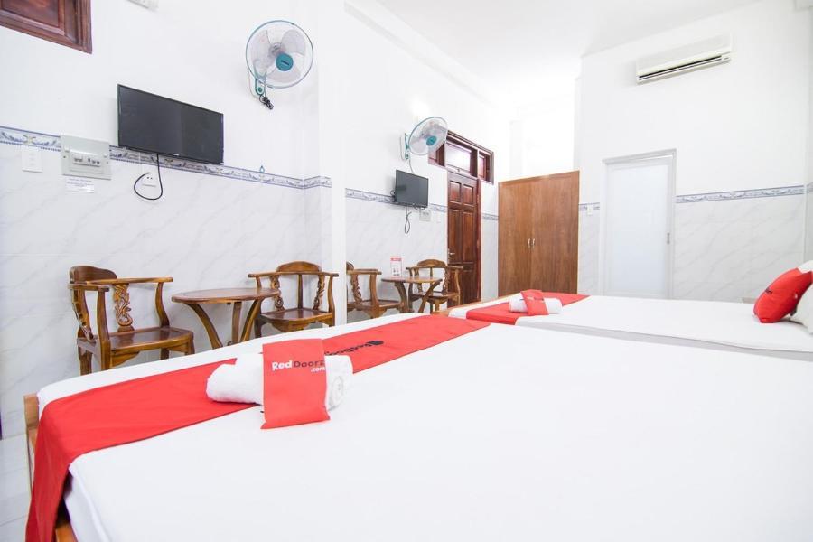 Hotel Reddoorz Hoang Tuan Ho-Chi-Minh-Stadt Exterior foto