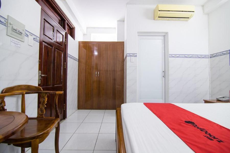 Hotel Reddoorz Hoang Tuan Ho-Chi-Minh-Stadt Exterior foto