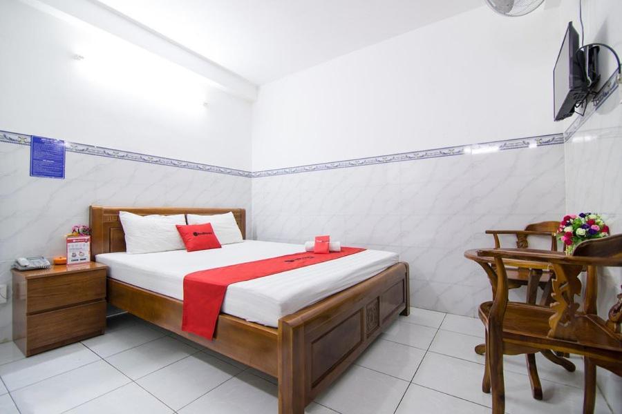 Hotel Reddoorz Hoang Tuan Ho-Chi-Minh-Stadt Exterior foto