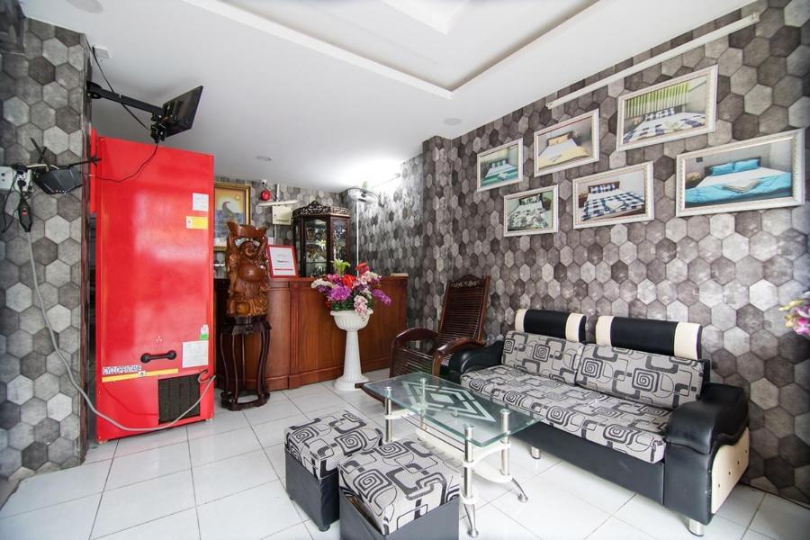 Hotel Reddoorz Hoang Tuan Ho-Chi-Minh-Stadt Exterior foto